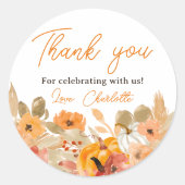 Warm Boho Kleine pompoen herfst baby shower Ronde Sticker (Voorkant)