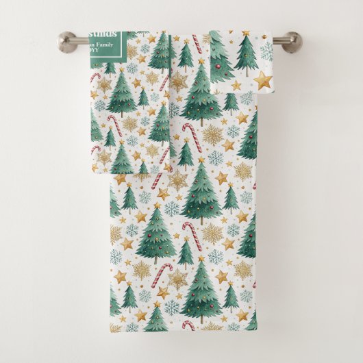 Warm Christmas trees red green gold bath towel Bad Handdoek (Insitu)