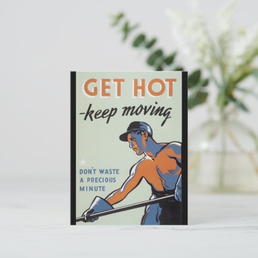 Warm de Tweede Wereldoorlog Briefkaart (Staand voorkant)