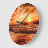 Warm gouden Sinaasappel zonsondergang boven de oce Grote Klok (Hoek)