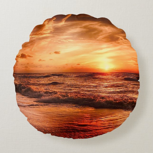 Warm gouden Sinaasappel zonsondergang boven de oce Rond Kussen (Voorkant)