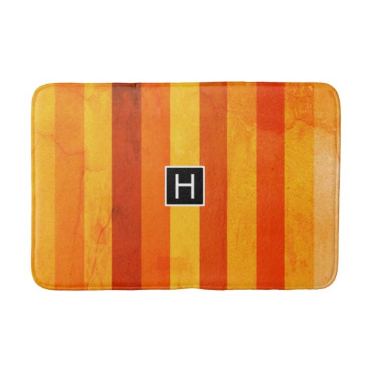 Warm Verweerd Oranje Rood Strepen Monogram Badmat (Voorkant)