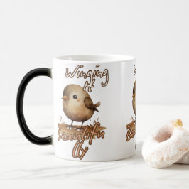 Warme kleine artistieke vogel magische mok