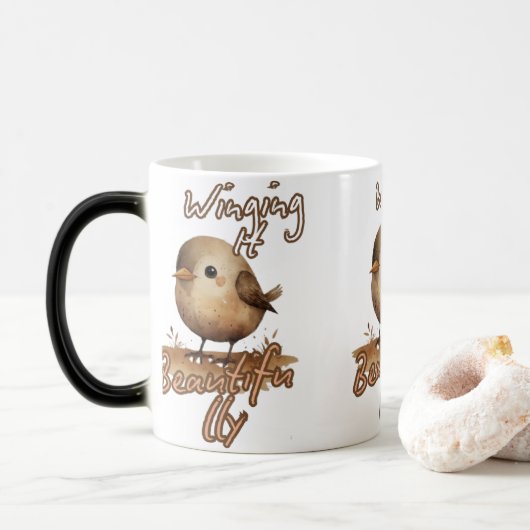 Warme kleine artistieke vogel magische mok (Met donut)