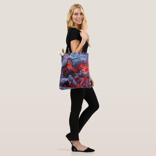 Warme kolen tote bag (Op model)
