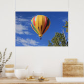 Warme luchtballon boven Quail Lake, Cheyenne Hills Poster (Keuken)