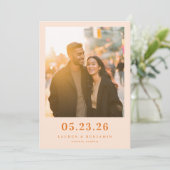 Warme Oranje Candid Foto Save The Date (Staand voorkant)