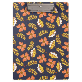 Warme vallende herfstbladeren met bloemen klembord
