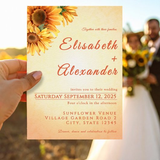 Warme vreugdevolle zonnebloem bruiloft uitnodiging