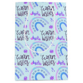 Warme Wishes Roze & Blauwe Kerst Regenbogen Medium Cadeauzakje (Voorkant)