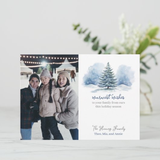 Warmste Wensen Sneeuw Bedekt Evergreen Tree Feestdagenkaart (Staand voorkant)