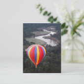 Warmte-luchtballonvaren over de Mara Briefkaart (Staand voorkant)