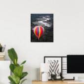 Warmte-luchtballonvaren over de Mara Poster (Thuiskantoor)