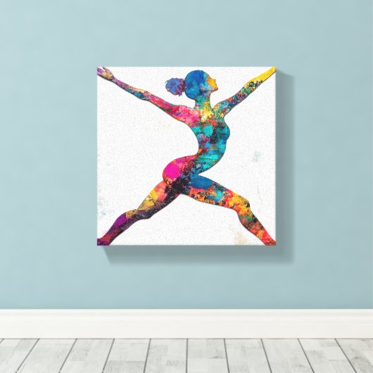 Warrior II Pose Uitgerekt Canvas Print (Insitu (Houten vloer))
