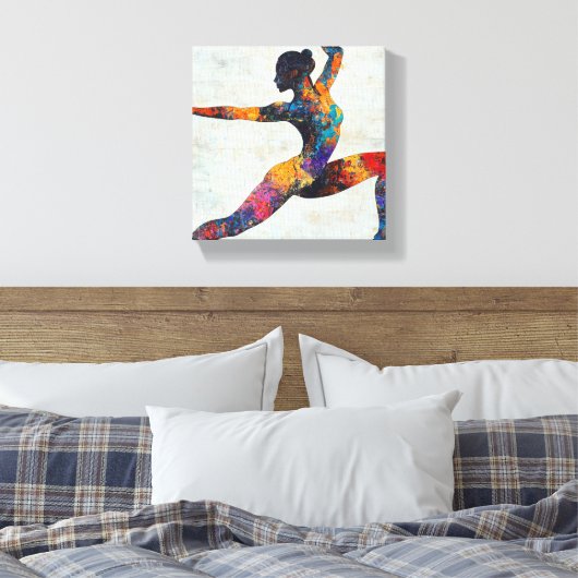 Warrior II Pose Uitgerekt Canvas Print (Insitu (Slaapkamer))