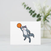 Wasbeer als basketballspeler met basketbal briefkaart (Staand voorkant)
