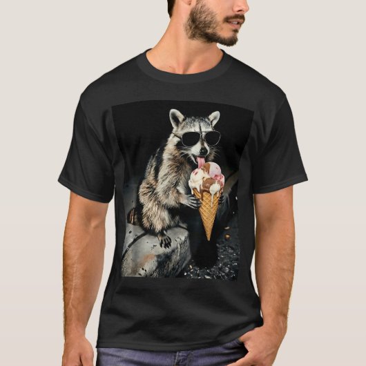 Wasbeer eet ijs Grappig dier T-shirt (Voorkant)