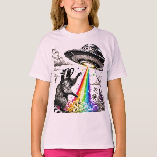 Wasbeer en de Regenboog UFO in een wilde bloemenwe T-shirt (Voorkant)
