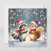 Wasbeer en eekhoorn hangen kerstverlichting feestdagenkaart (Voorkant)