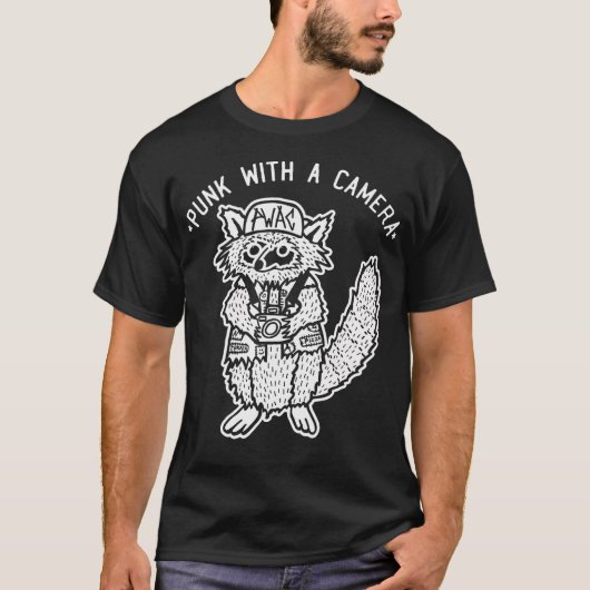 Wasbeer Punk Met Een Camera T-shirt (Voorkant)