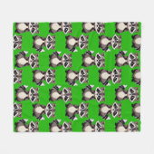 Wasbeerpatroonontwerp groen fleece deken (Voorkant (Horizontaal))