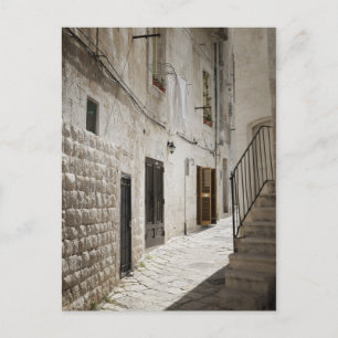 Wasgoed dat in een steegje in Italië droog is Briefkaart