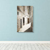 Wasgoed dat in een steegje in Italië droog is Canvas Afdruk (Insitu (Houten vloer))
