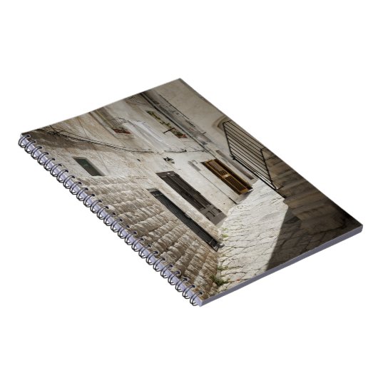 Wasgoed dat in een steegje in Italië droog is Notitieboek (Rechterzijde)