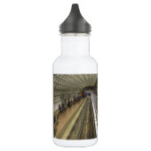 Washington DC-metrotreinstation Waterfles (Links)