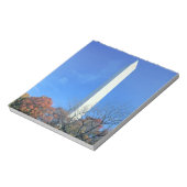 WASHINGTON, DC. USA. Washington Monument stijgt Notitieblok (Linkerzijde)