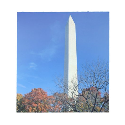 WASHINGTON, DC. USA. Washington Monument stijgt Notitieblok (Voorkant)