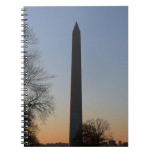 Washington Monument bij zonsondergang in DC Notitieboek