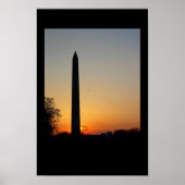 Washington Monument in Dusk Poster (Voorkant)