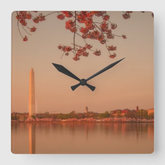 Washington Monument Sakura bij zonsondergang. Vierkante Klok (Voorkant)