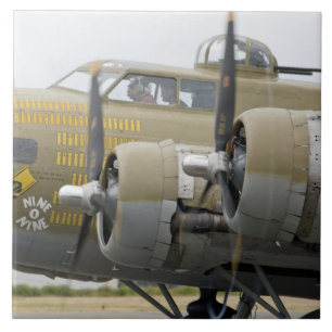 Washington, Olympia,  militaire luchtshow. 2 Tegeltje