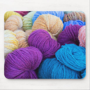 Washington, Seabeck. Ballen kleurrijke garen Muismat