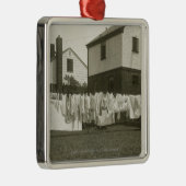 Waslijn buiten de huizen metalen ornament (Rechts)