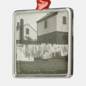 Waslijn buiten de huizen metalen ornament (Links)