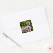 Wasp, in blauwe bloemen vierkante sticker (Envelop)