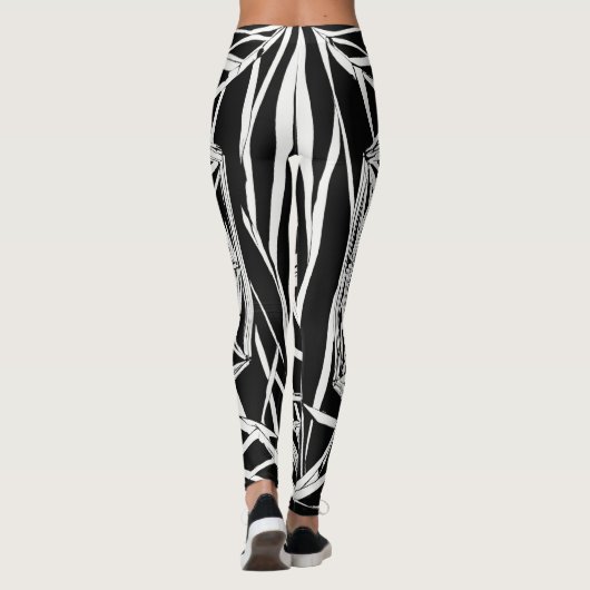 Wat dacht je van "Etherisch canvas: witte kunstwer Leggings (Achterkant)