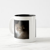 Wat denkt hij? tweekleurige koffiemok (Voorkant links)