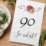 Wat een Waterverf Floral 90th Birthday Theedoek<br><div class="desc">Dus wat een Funny Waterverf Floral 90th Birthday keukenhanddoek. Bloemontwerp met script 90 dus wat. Het ontwerp is voorzien van een positief en grappig citaat 90 dus wat in een trendy script en prachtige waterverf rode rozen en twijgen. Deze keukenhanddoek is geweldig voor een vrouw die haar 90ste verjaardag viert...</div>