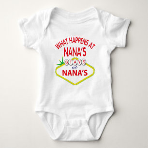 Wat er gebeurt in Nana's Stays bij Nana's T-Shirt