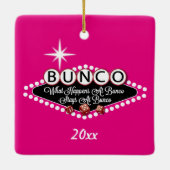 Wat er in Bunco gebeurt Keramisch Ornament (Achterkant)