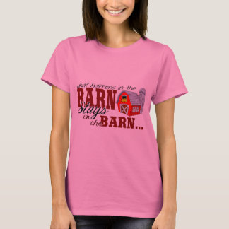 Wat er in de Barn-stays in de Barn gebeurt door Di T-shirt