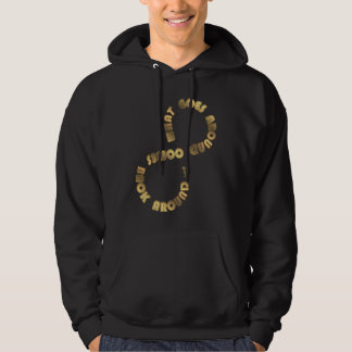 Wat er omgaat, komt terug bij Karma Hoodie