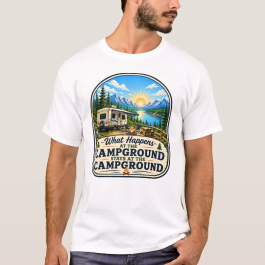 Wat er op de Camping Gebeurt T Shirt (Voorkant)