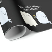 Wat er rond Ghost komt rond Halloween Pun Cadeaupapier (Rol Hoek)