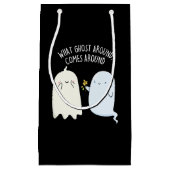 Wat er rond Ghost komt rond Halloween Pun Klein Cadeauzakje (Voorkant)