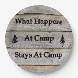 Wat gebeurt er bij kampverblijven papieren bordje